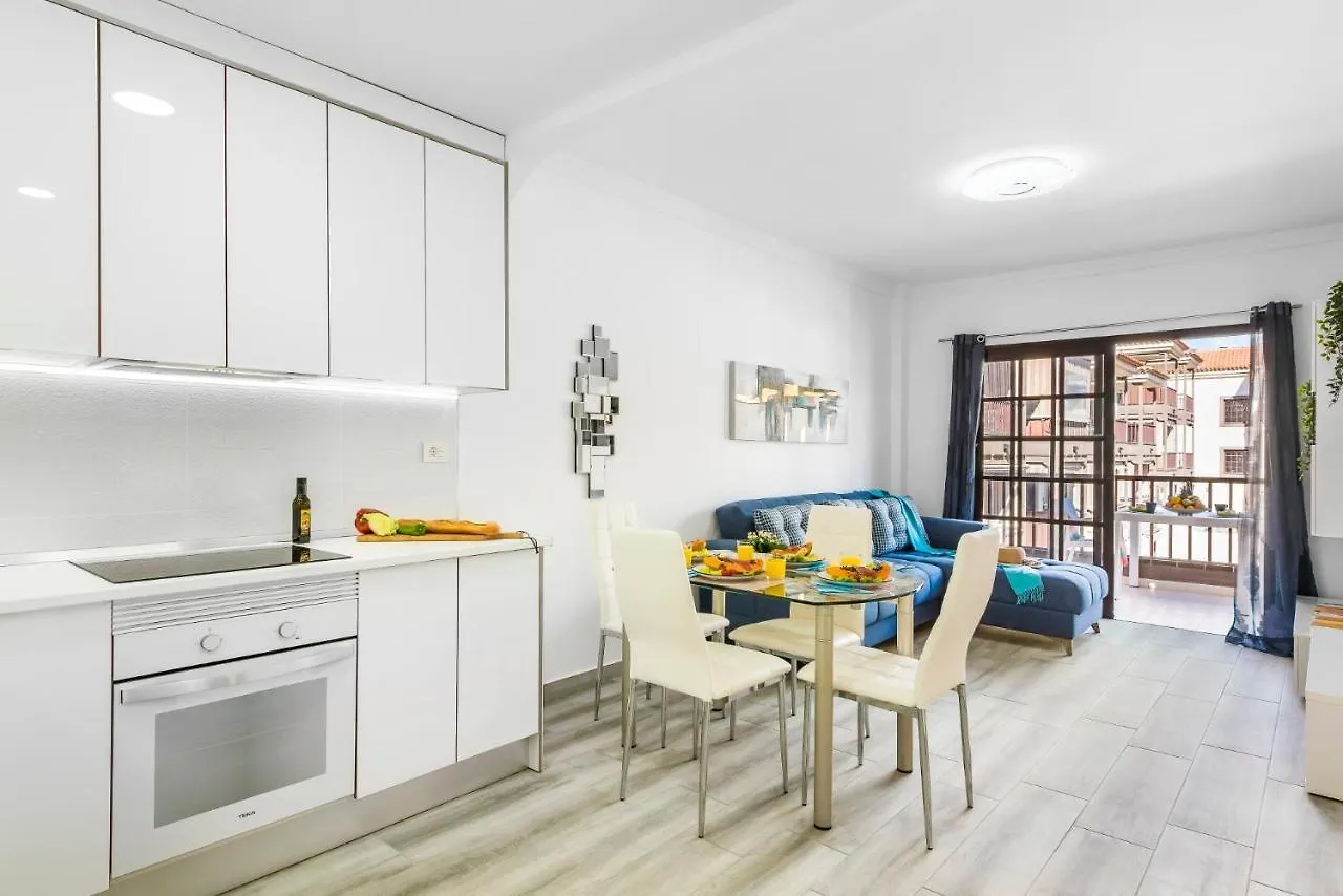 ארונה Sunshine Smart Home Hi-End Services Av Streaming ספרד